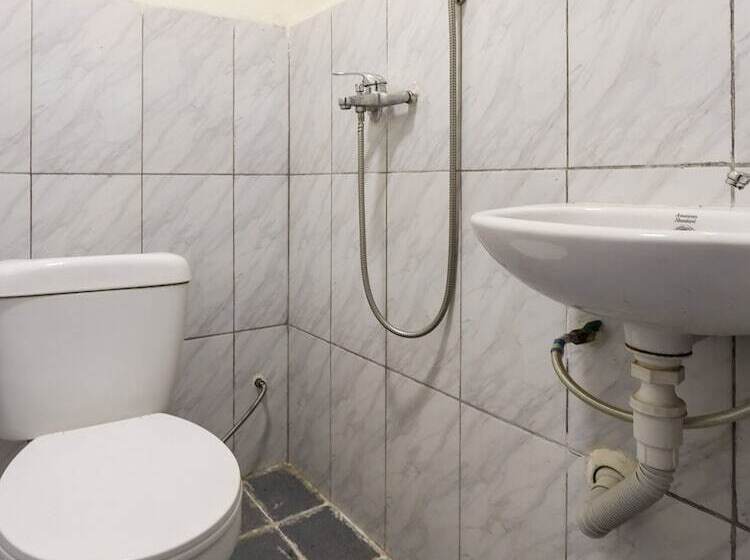 בית מלון כפרי Oyo 90981 X2 Homestay