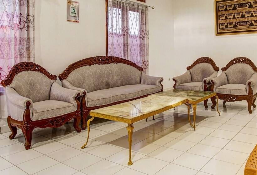 فندق Oyo 91055 Homestay Syariah