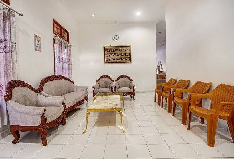 فندق Oyo 91055 Homestay Syariah