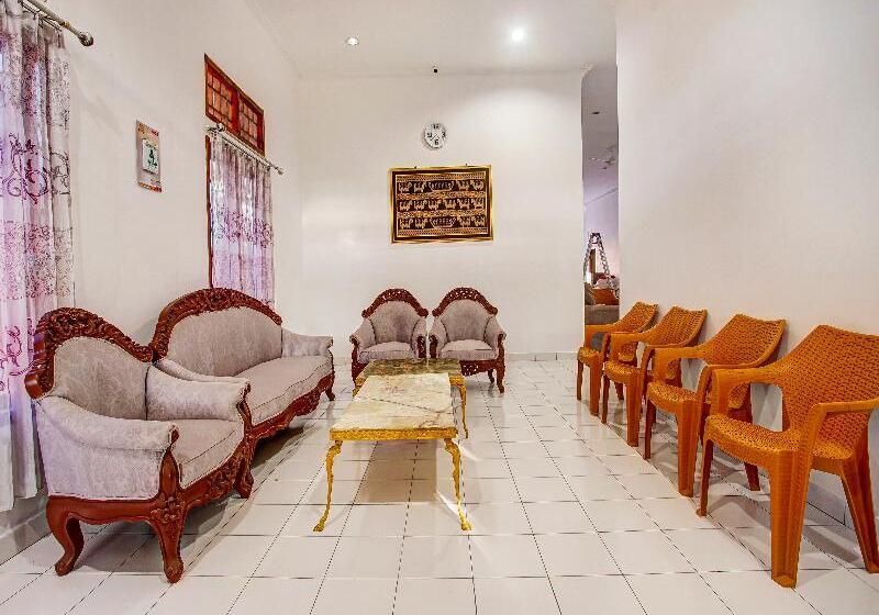 فندق Oyo 91055 Homestay Syariah