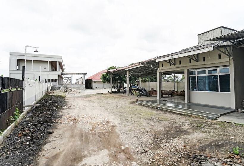 فندق Oyo 91184 Penginapan Indah Permai