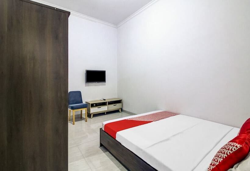 酒店 Oyo 91243 Bina Syariah Guest House