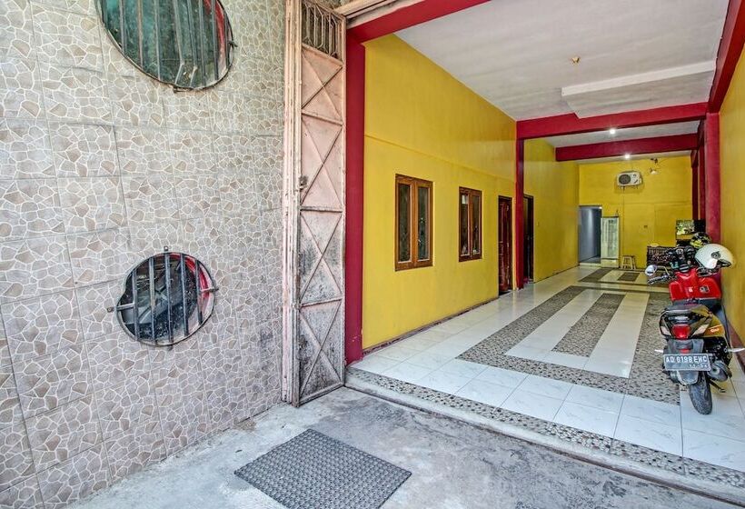 فندق Capital O 91690 Moza Guest House