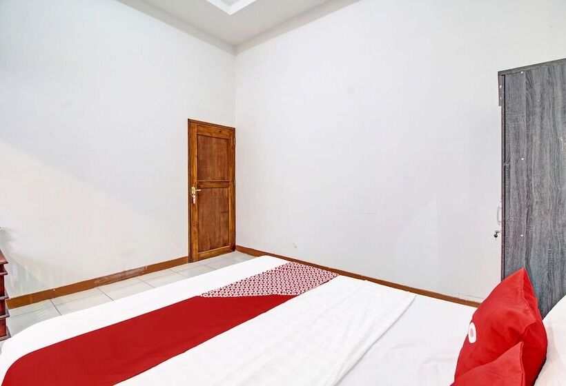 فندق Capital O 91690 Moza Guest House