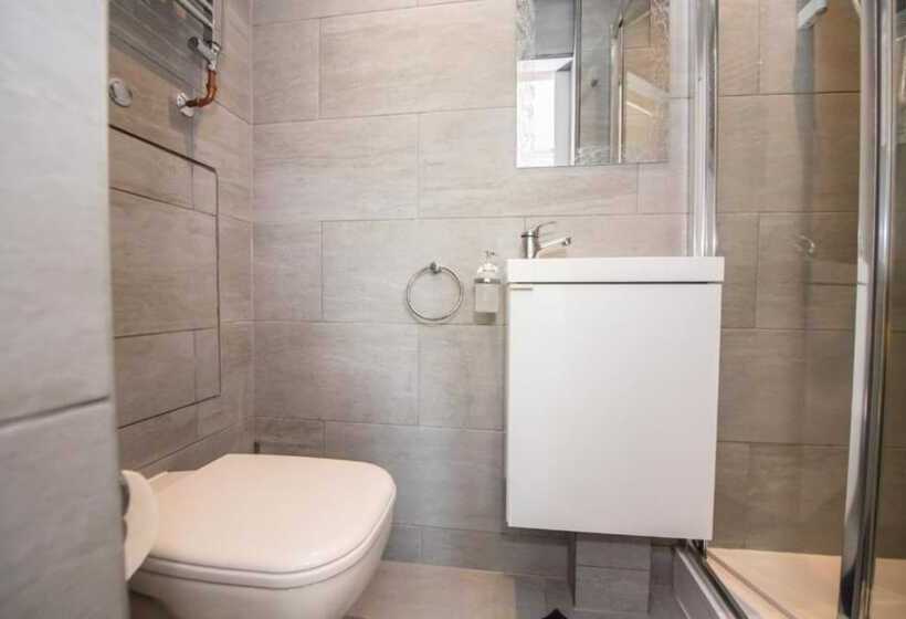 酒店 Oyo Five Seasons  Liverpool City L7