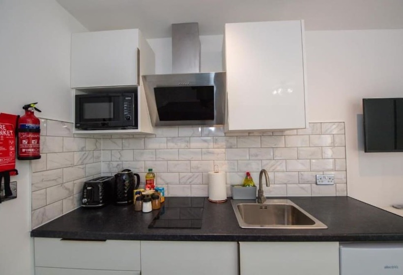 酒店 Oyo Five Seasons  Liverpool City L7