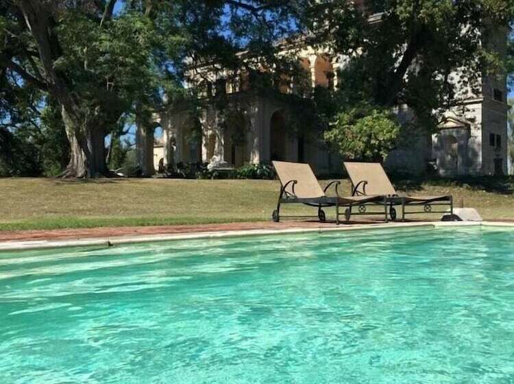 هتل Palacio Santa Candida