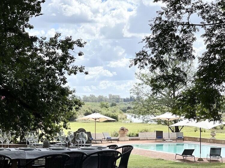 هتل Palacio Santa Candida