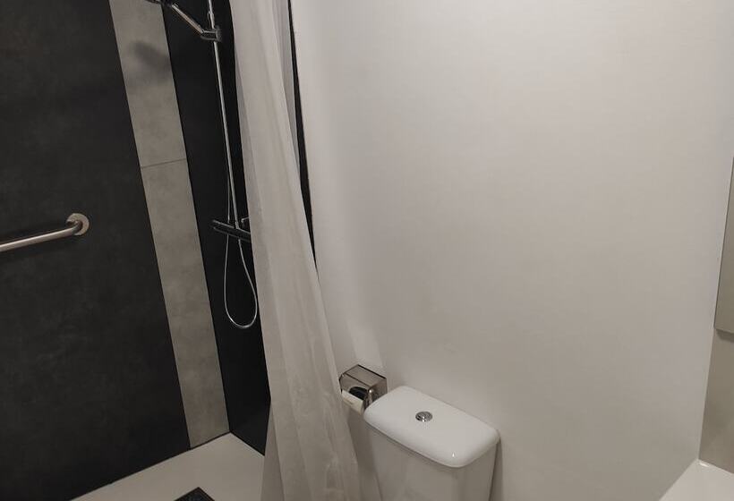 هتل Pilgrim Rooms