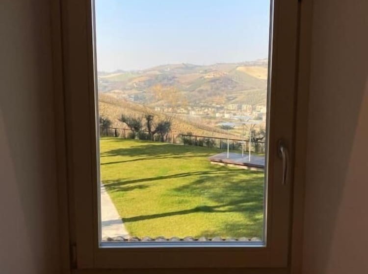 בית מלון כפרי Colle Serrano Relais & Spa