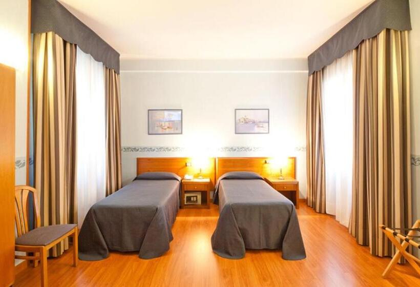 هتل Terminus & Plaza