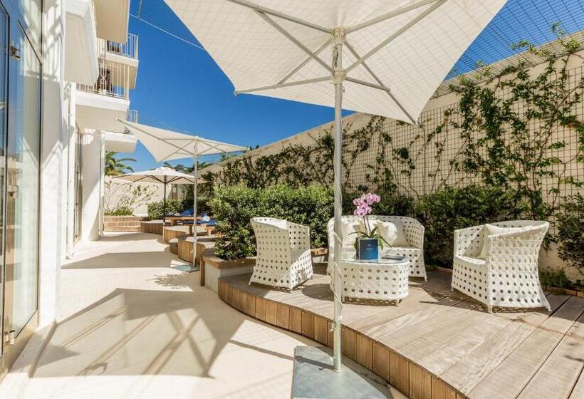 ホテル The Pelican Beach Resort & Spa  Adults Only