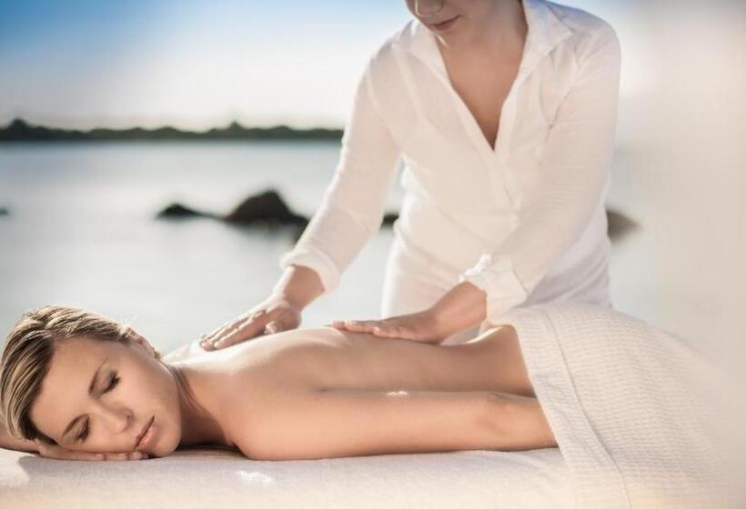 ホテル The Pelican Beach Resort & Spa  Adults Only