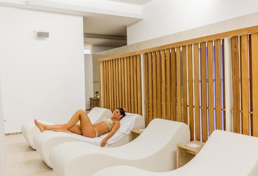 ホテル The Pelican Beach Resort & Spa  Adults Only