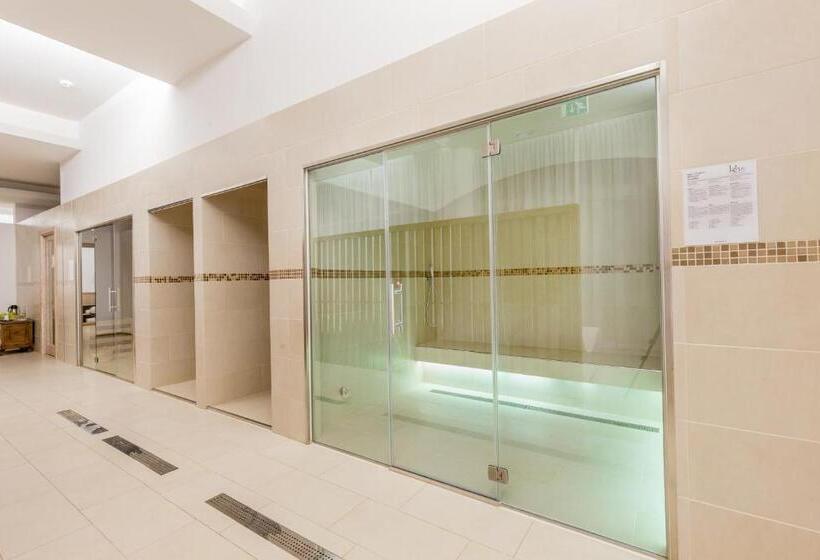 ホテル The Pelican Beach Resort & Spa  Adults Only