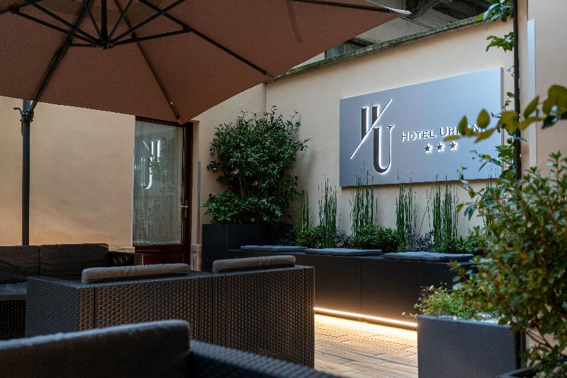 فندق Urbani