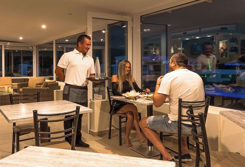 בית מלון כפרי Viva Tourismo Resort Naturist Club