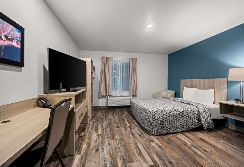 בית מלון כפרי Woodspring Suites Dearborn   Detroit