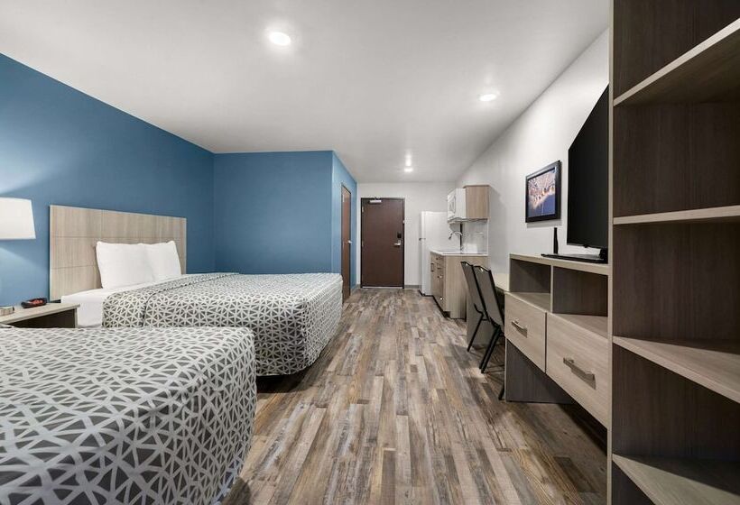 בית מלון כפרי Woodspring Suites Dearborn   Detroit