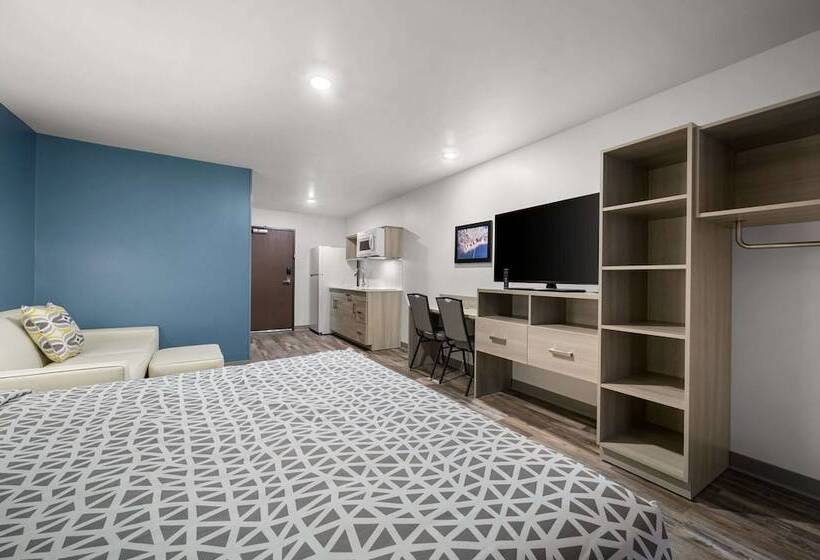 فندق Woodspring Suites Dearborn   Detroit