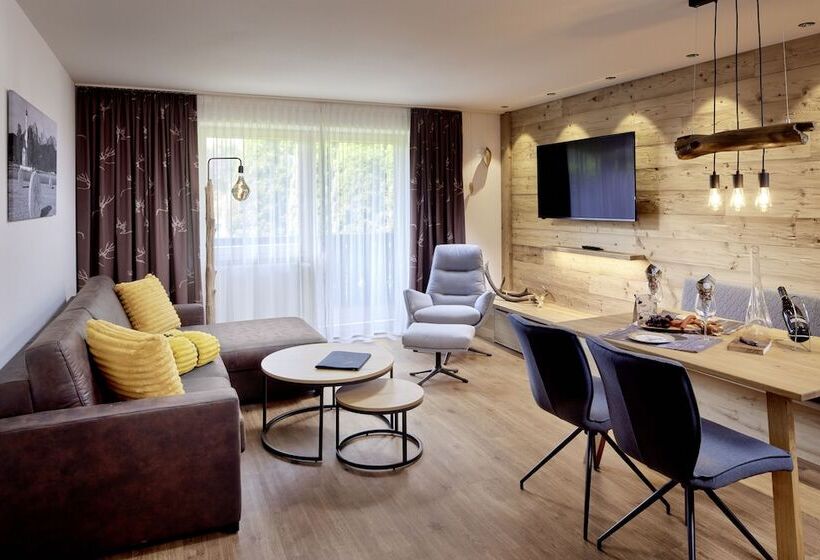 Maximilian Appartements