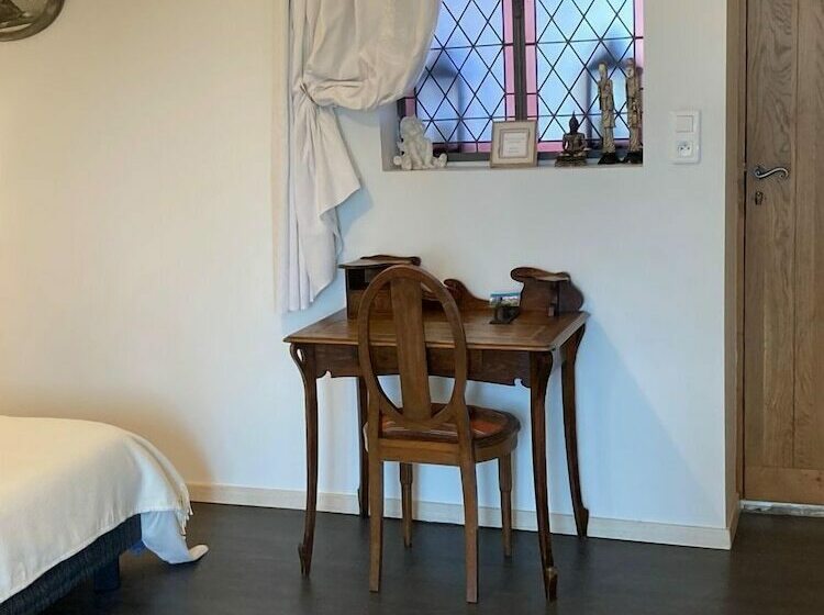 פנסיון Maison Harrieta