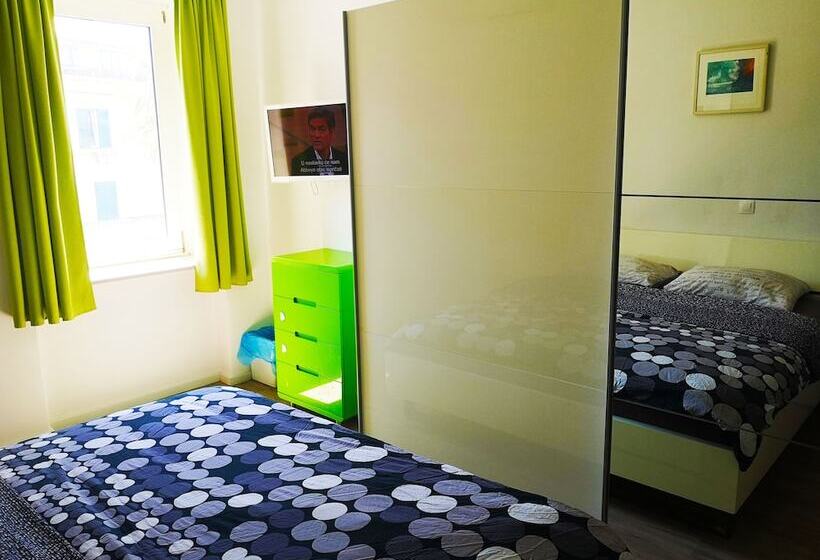 펜션 Chillax Rooms