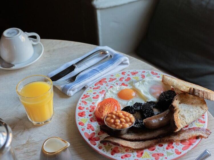 بنسيون The New Inn