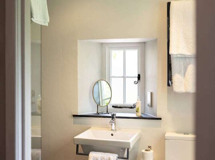 بنسيون The New Inn