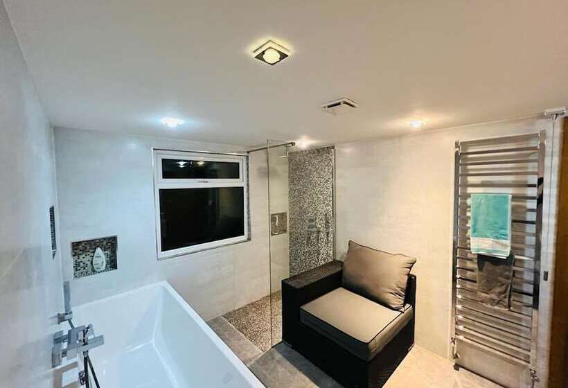 레지던스 Gorgeous Cosy Home 2 Miles From Heathrow Airport