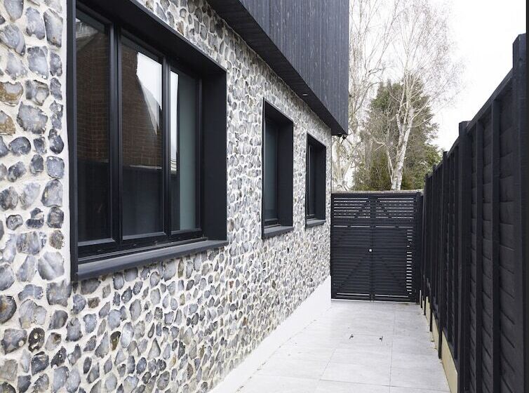 إقامة Grand Designs Chess Valley Project   Rickmansworth