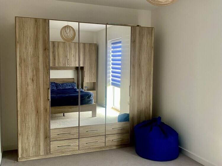 住所  Luxorious 2 Bedroom Townhouse In Carshalton