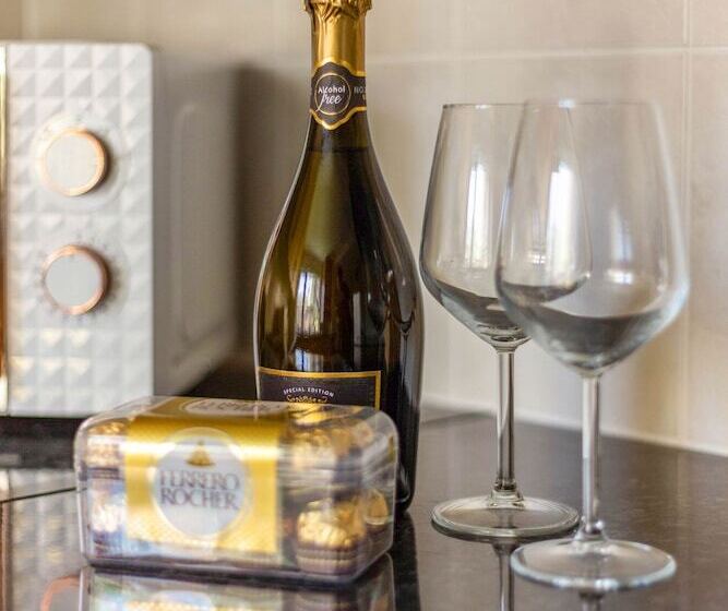 إقامة Wheretostay Entire 3bed House