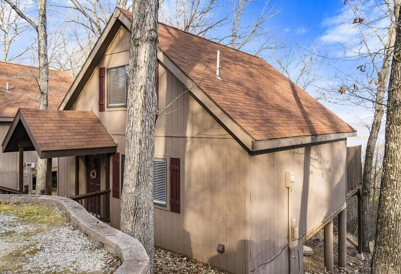 The Cottages On Lake Bluff  Nearby Table Rock Lake!