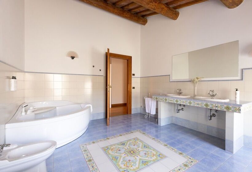 Verdeolivo1876   Apartments With Pool