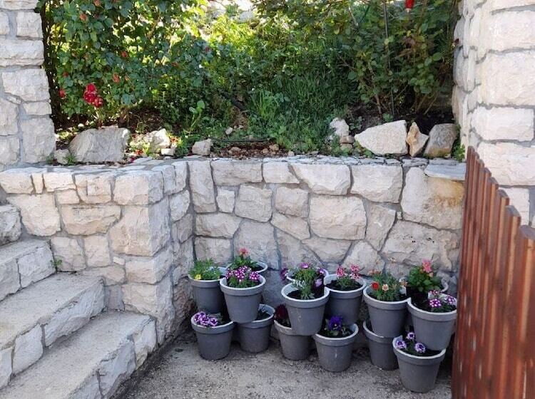 הוסטל Apartments Dalamar