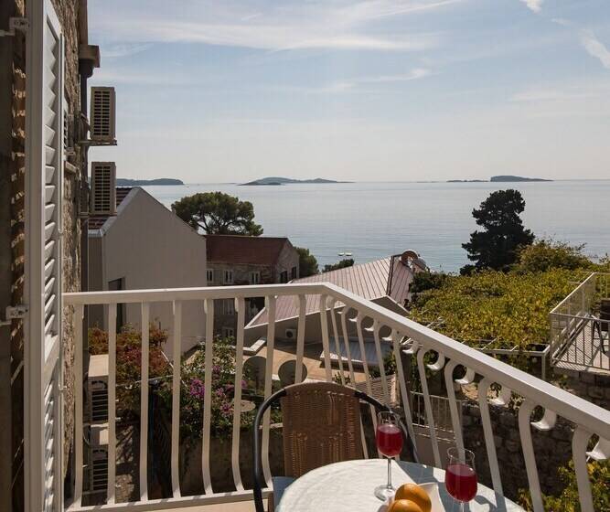 호스텔 Rooms Tupina By Paulina