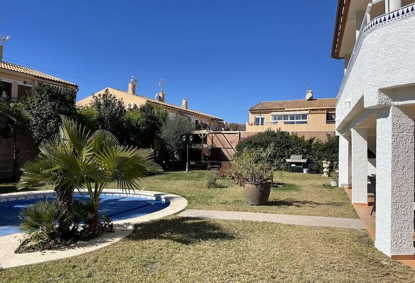 צימר Anna S Garden