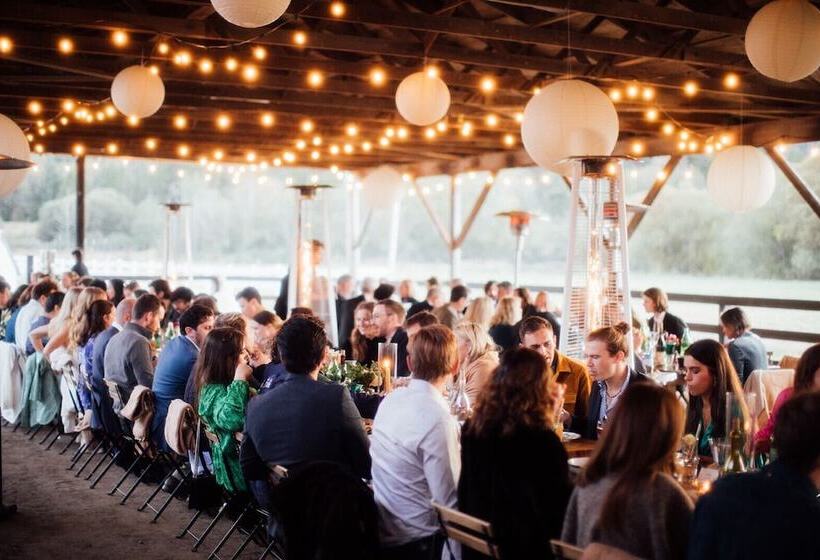 مبيت وإفطار Saturn S Return