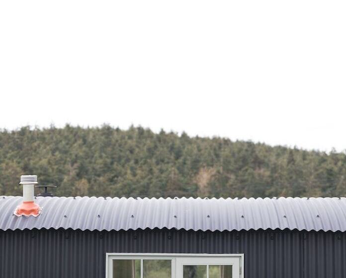 Dog Friendly Shepherd S Hut, Perfect For Couples