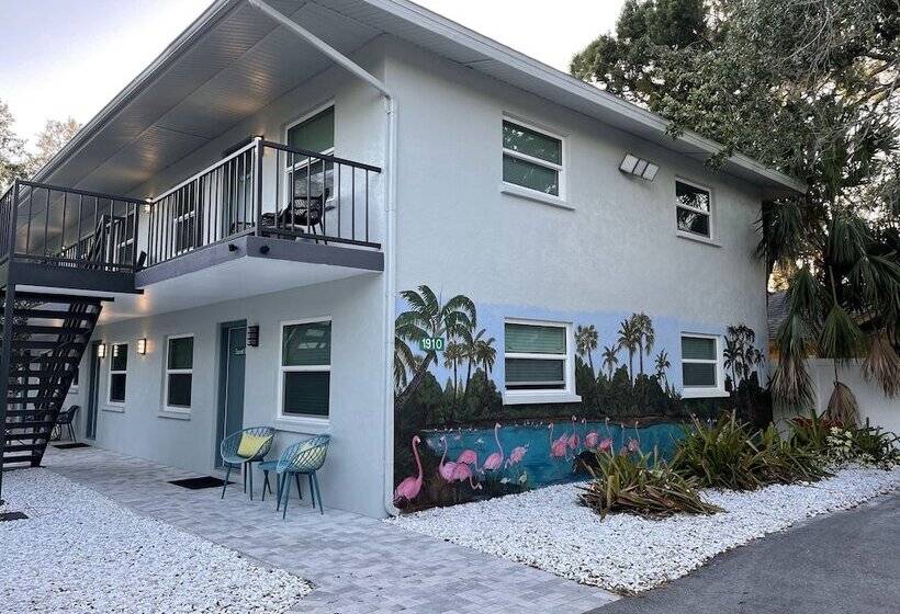 El Tropicale Vacation Rentals