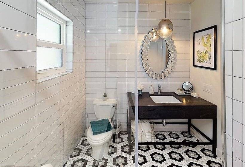 El Tropicale Vacation Rentals