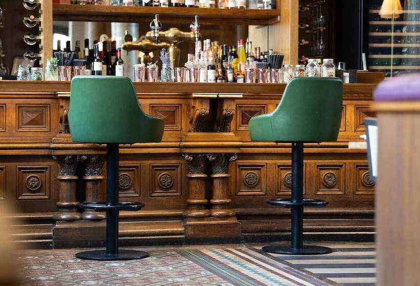 簡易ホテル The Milsom