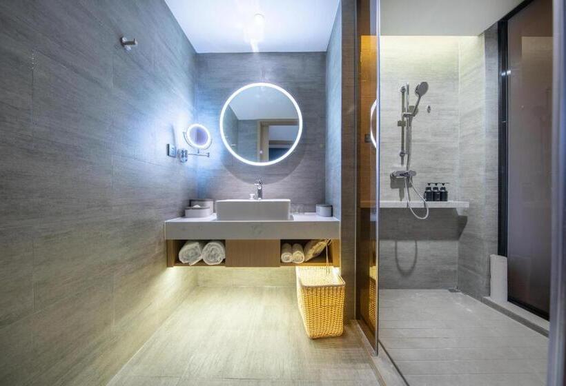 Atour Hotel Dongguan Fenggang