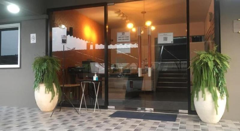 Capital O 75406 Hotel M Rojana