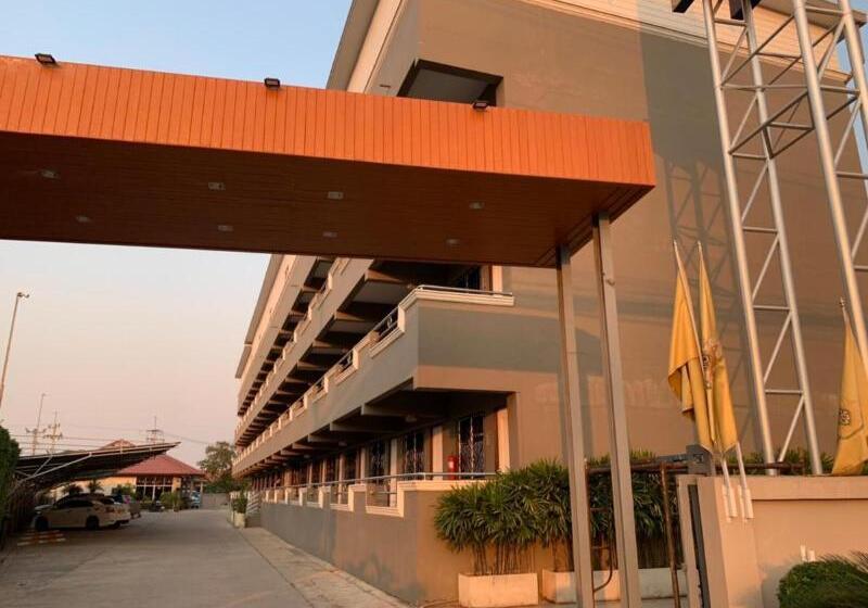 Capital O 75406 Hotel M Rojana