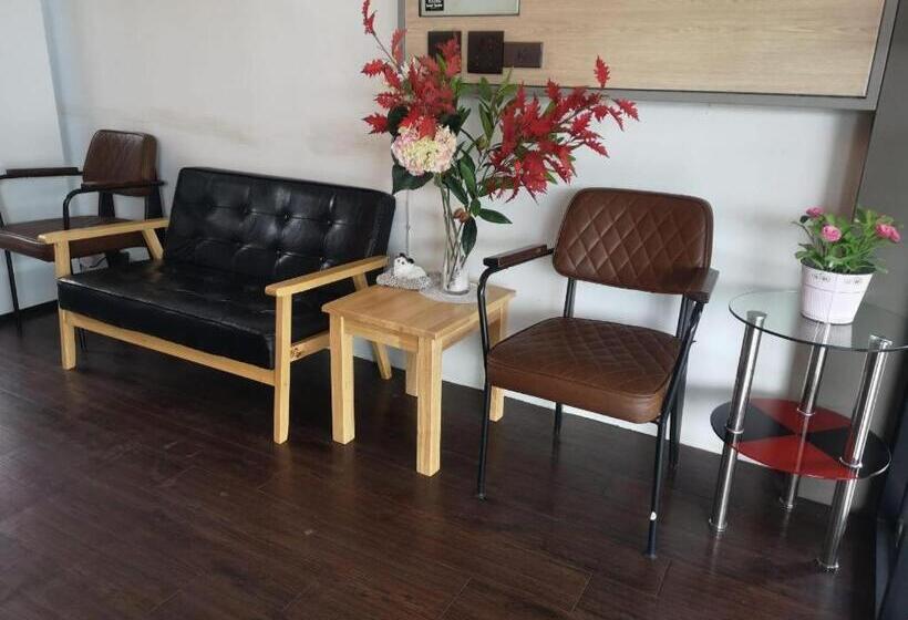 Capital O 75406 Hotel M Rojana