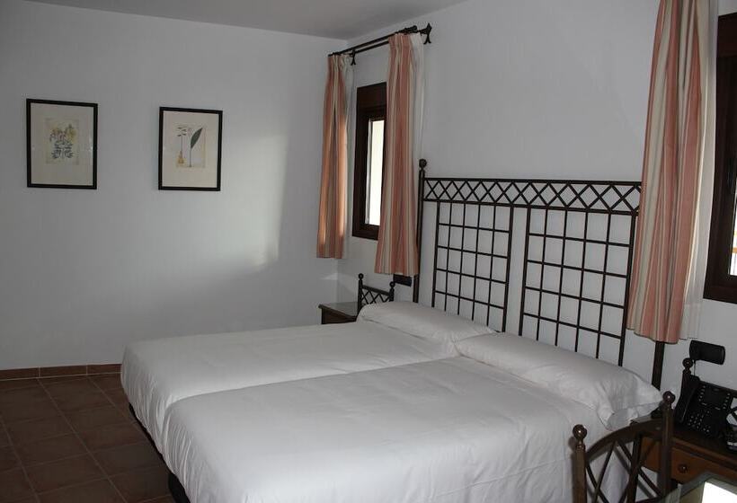 ホテル Hacienda Santa Barbara