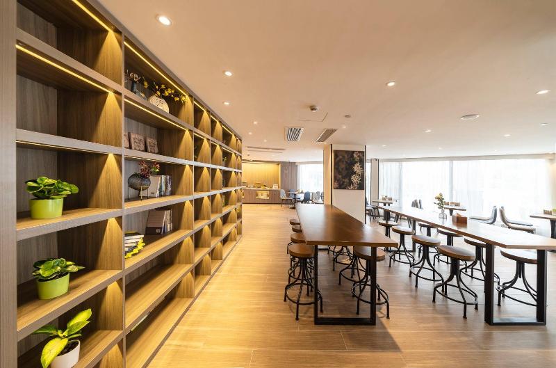 Hanting Hotel Shanghai Lingang Dishui Lake