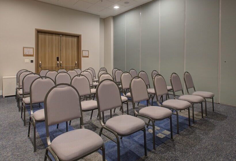 Отель Hilton Garden Inn São José Do Rio Preto